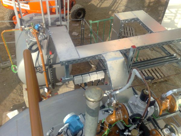 Tanklager für Heizölversorgung Biomasse-Heizkraftwerk mit Diesel-Tankstelle