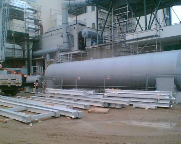 Tanklager für Heizölversorgung Biomasse-Heizkraftwerk mit Diesel-Tankstelle